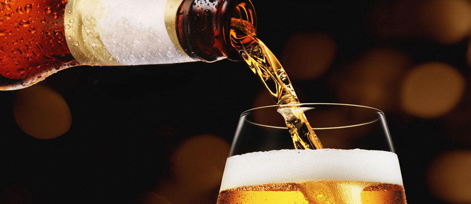 10 способов как правильно разливать пиво